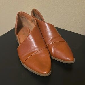 Universal Thread Cognac Slip On Booties